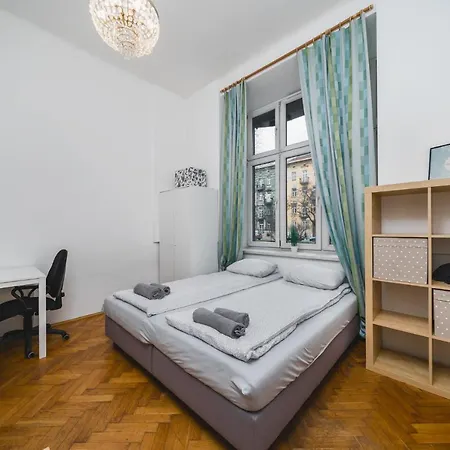 アパート Krasinskiego