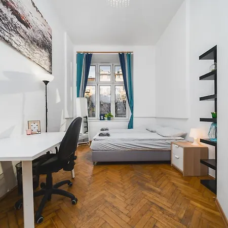 Krasinskiego アパート *