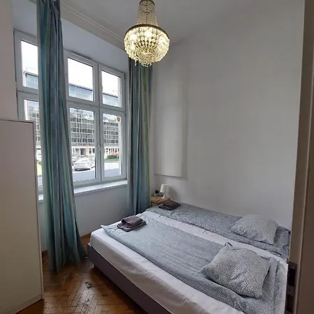 アパート Krasinskiego クラクフ